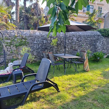 Roberta Apartment Lovran