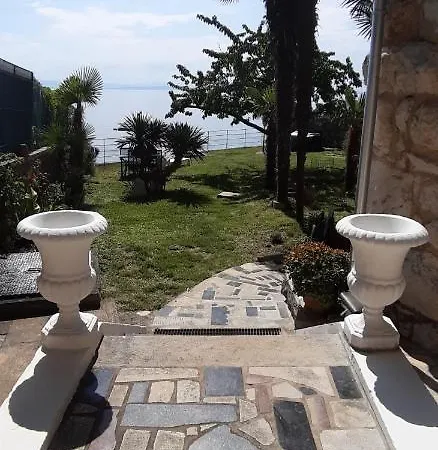 Apartament Roberta *